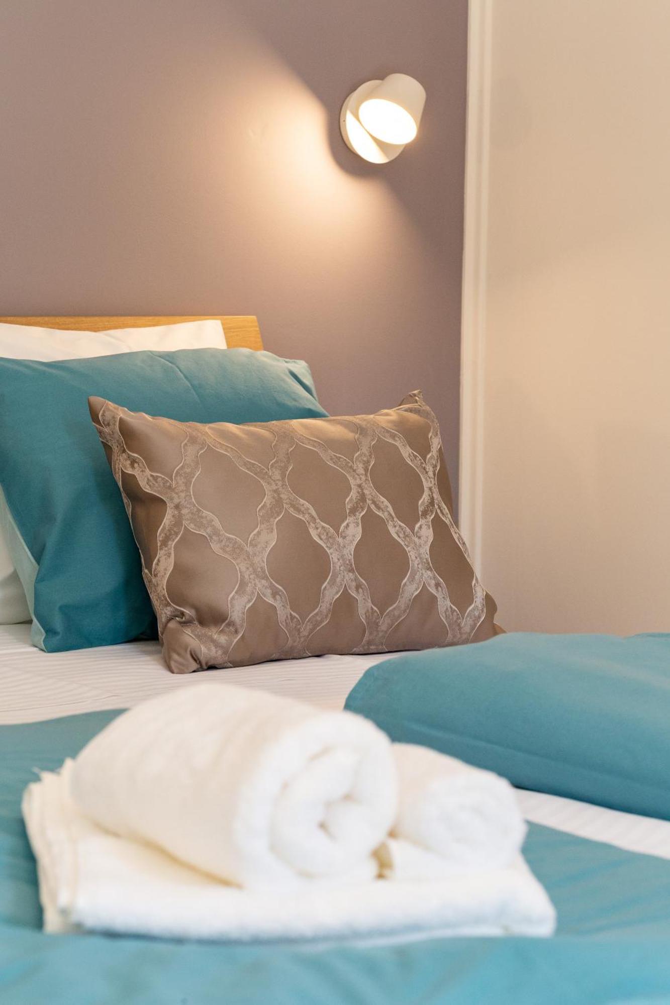 Apartments Liana Opatija Bilik gambar